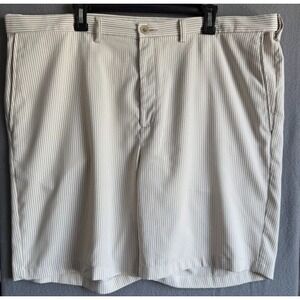 Haggar Shorts Men 44 Beige Striped Golf Pockets Chino  Performance Lightweight
